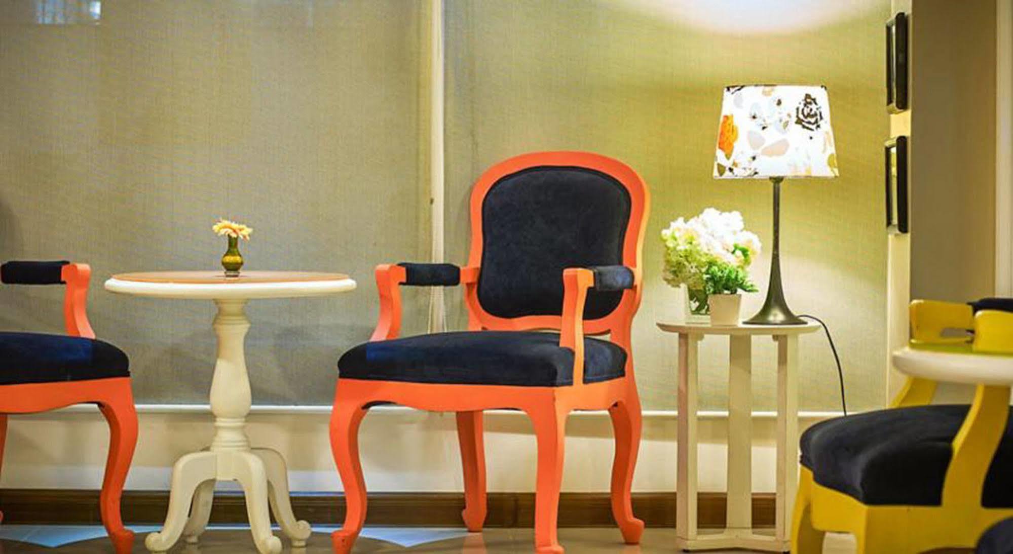 The Inn Saladaeng Bangkok Zewnętrze zdjęcie